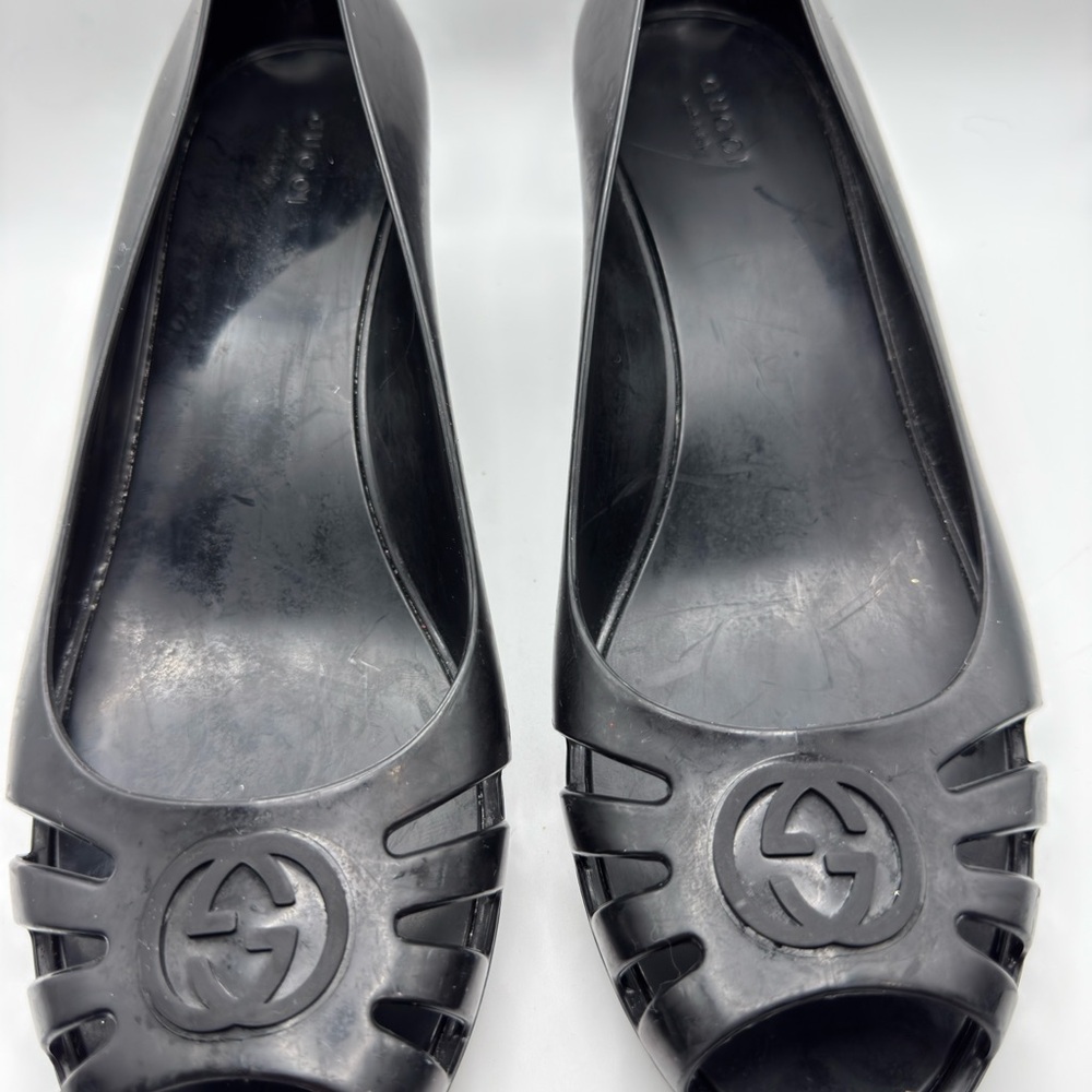 Gucci Black Open-Toe Flats
